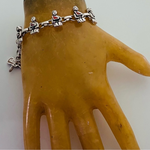 Carol Felley Storyteller Inlaid Spiny Oyster Sterling Silver Bracelet - Picture 3 of 7